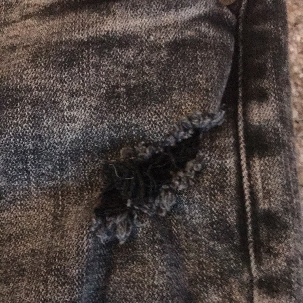 American Eagle Next Level Flex 30x34 Factory Faded Ripped Jeans - Picture 9 of 12